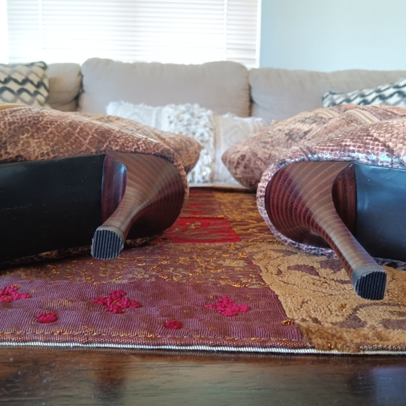 CLEARANCE SALE!! Orange and Brown Heeled Boots with Artistic Flair - Picture 9 of 12